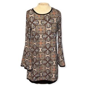One Clothing Long Sleeve Tunic flare sleeves small multi color pattern